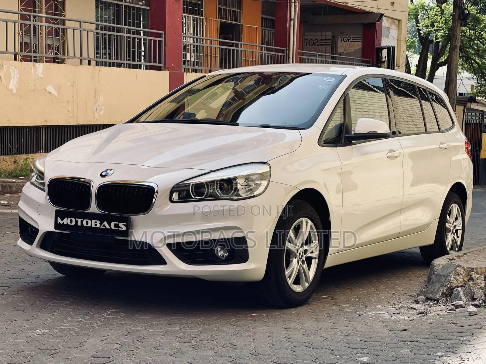 BMW 218i 2017 Pearl
