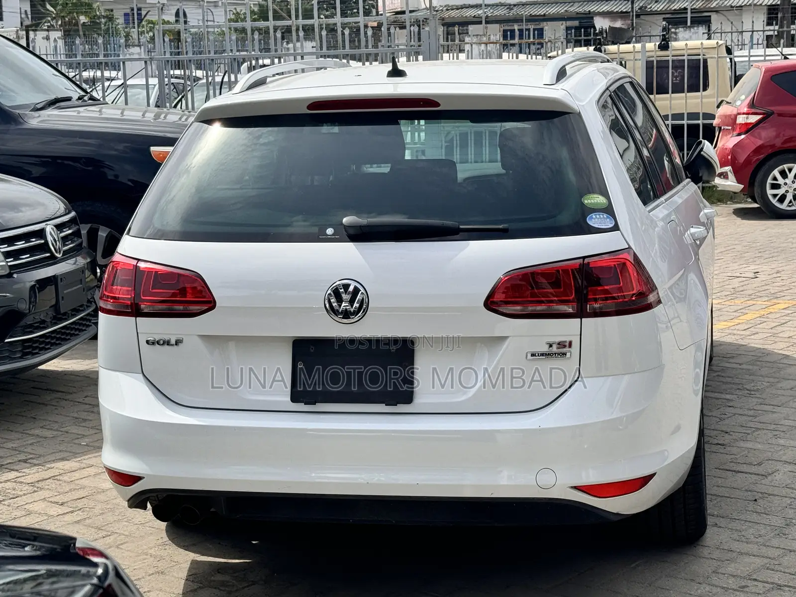 Volkswagen Golf 2017 White