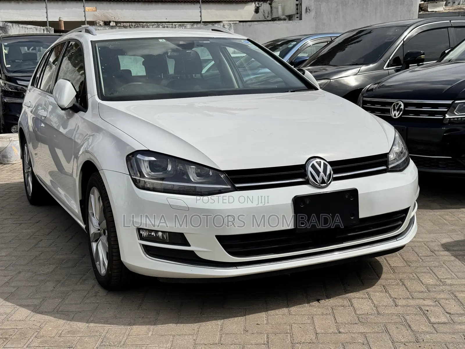 Volkswagen Golf 2017 White