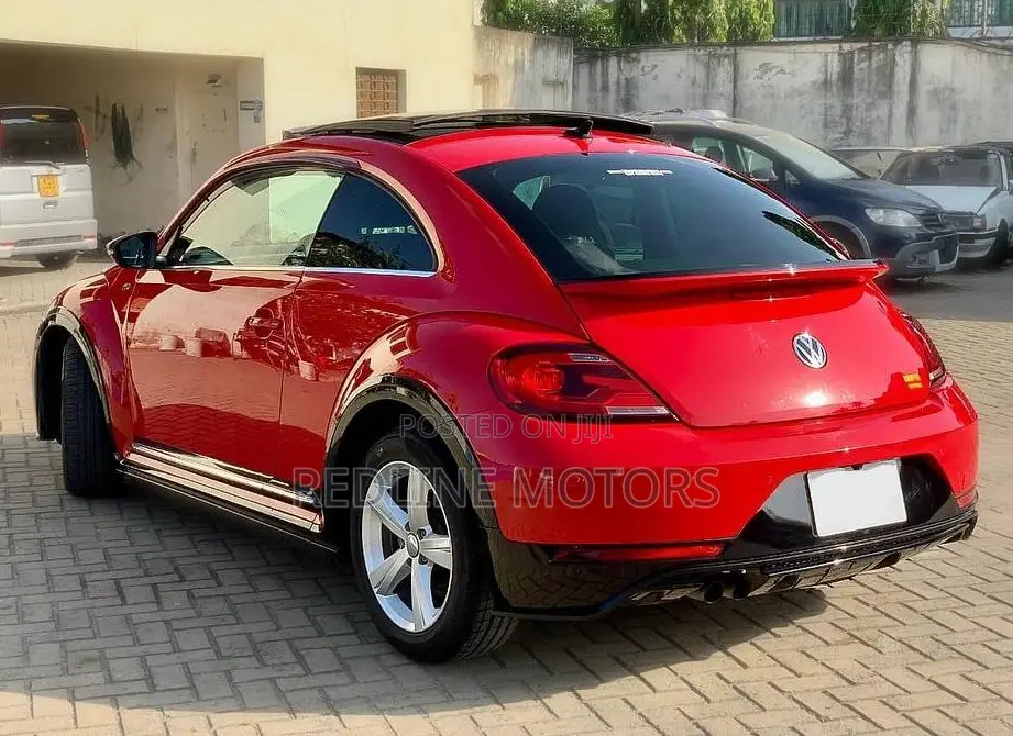 Volkswagen Beetle 1.8T Classic Hatchback 2017 Red