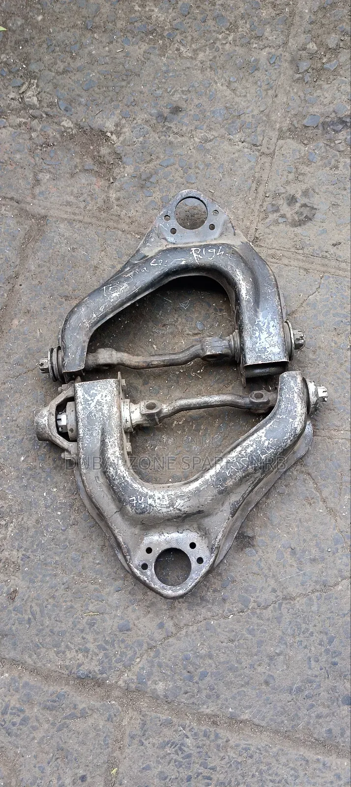 Upper Control Arms Townace 2wd.