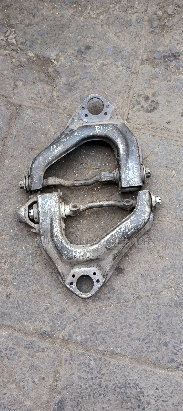 Upper Control Arms Townace 2wd.