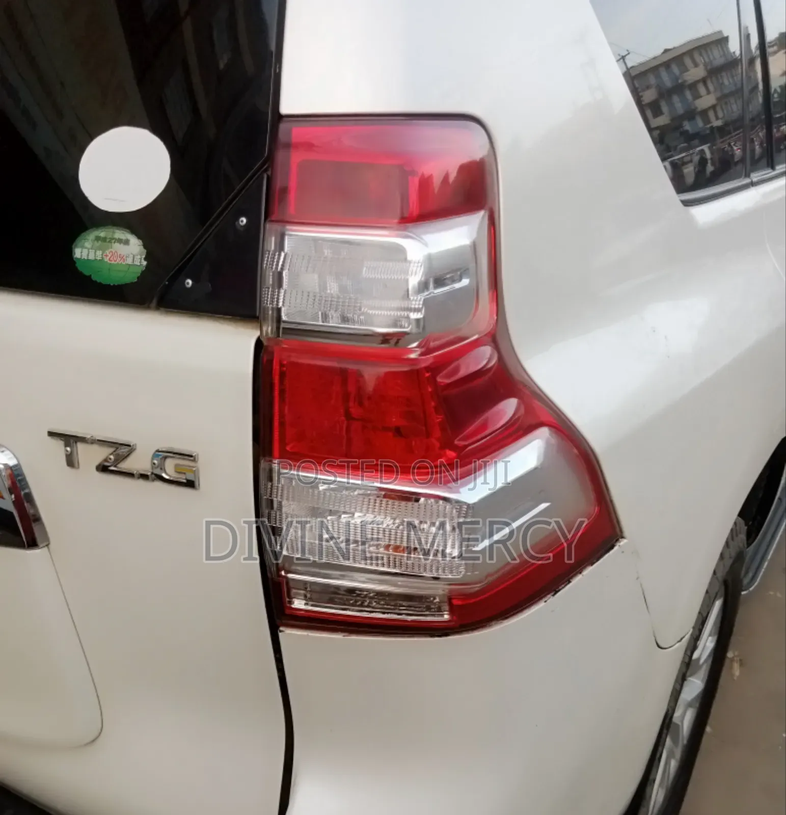 Toyota Prado Back Light Tail Lens