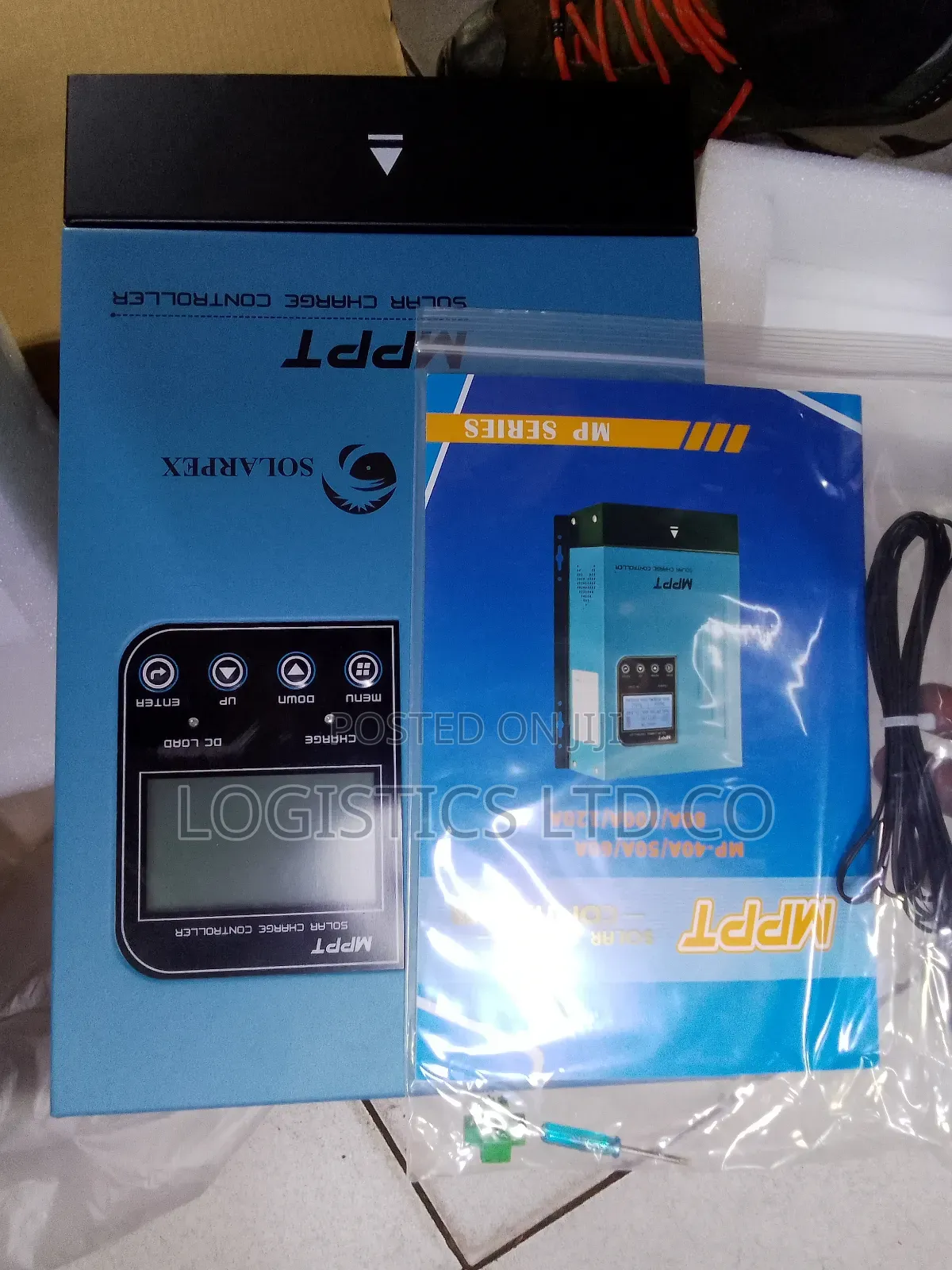 Auto MPPT Charge Controller 60A
