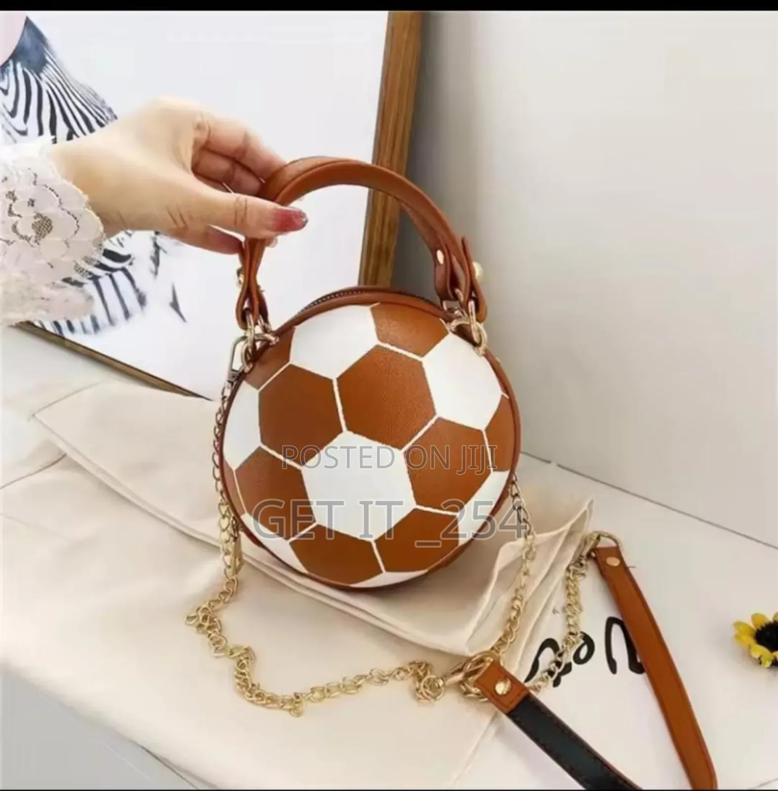 Trendy New Innnn🦾🦾🦾🦾
Basketball 🏀 Bags Fully