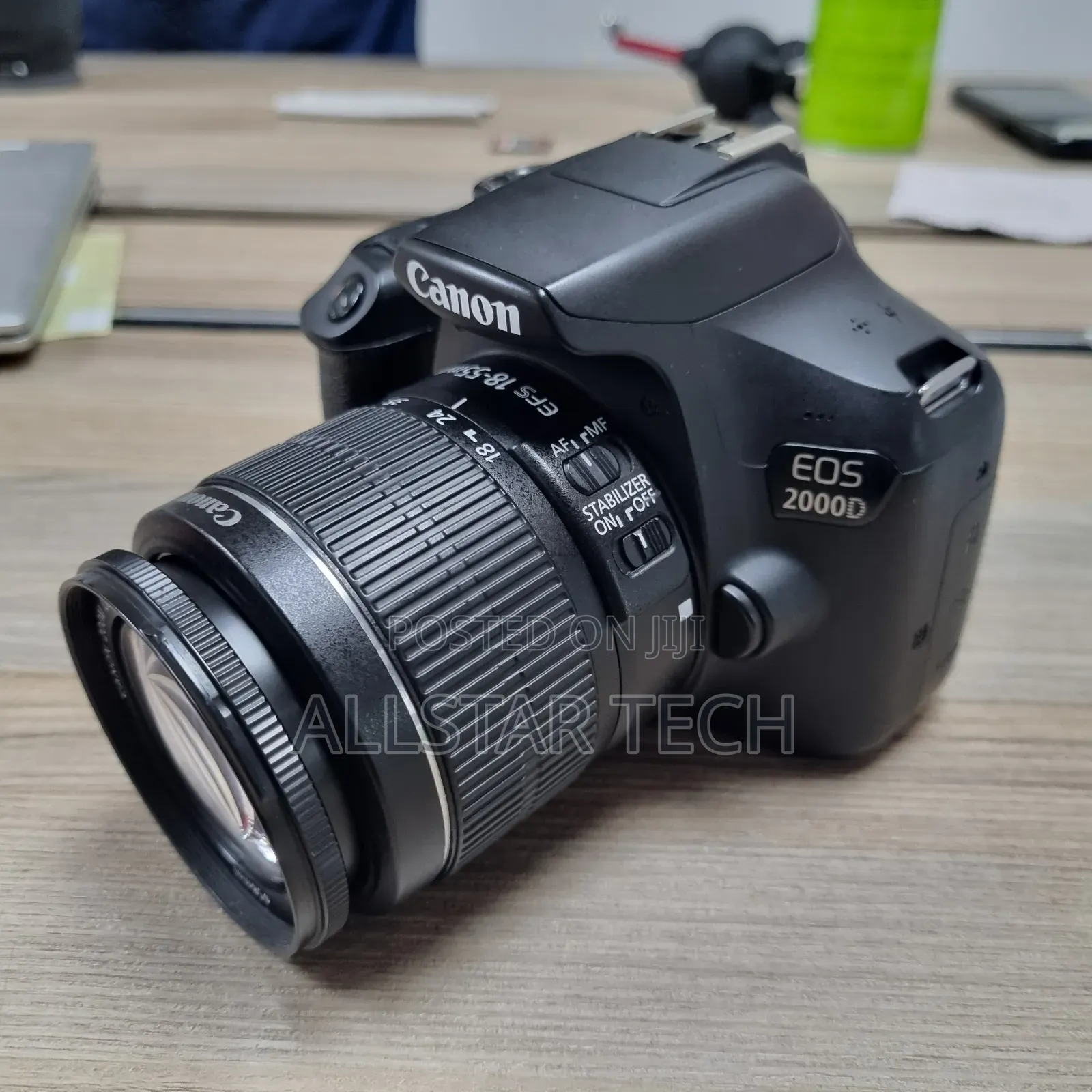 Canon Eos 2000d With Kit Lens