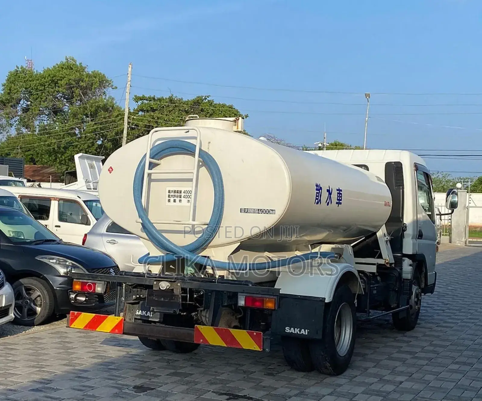 Mitsubishi Fuso Tank Truck
