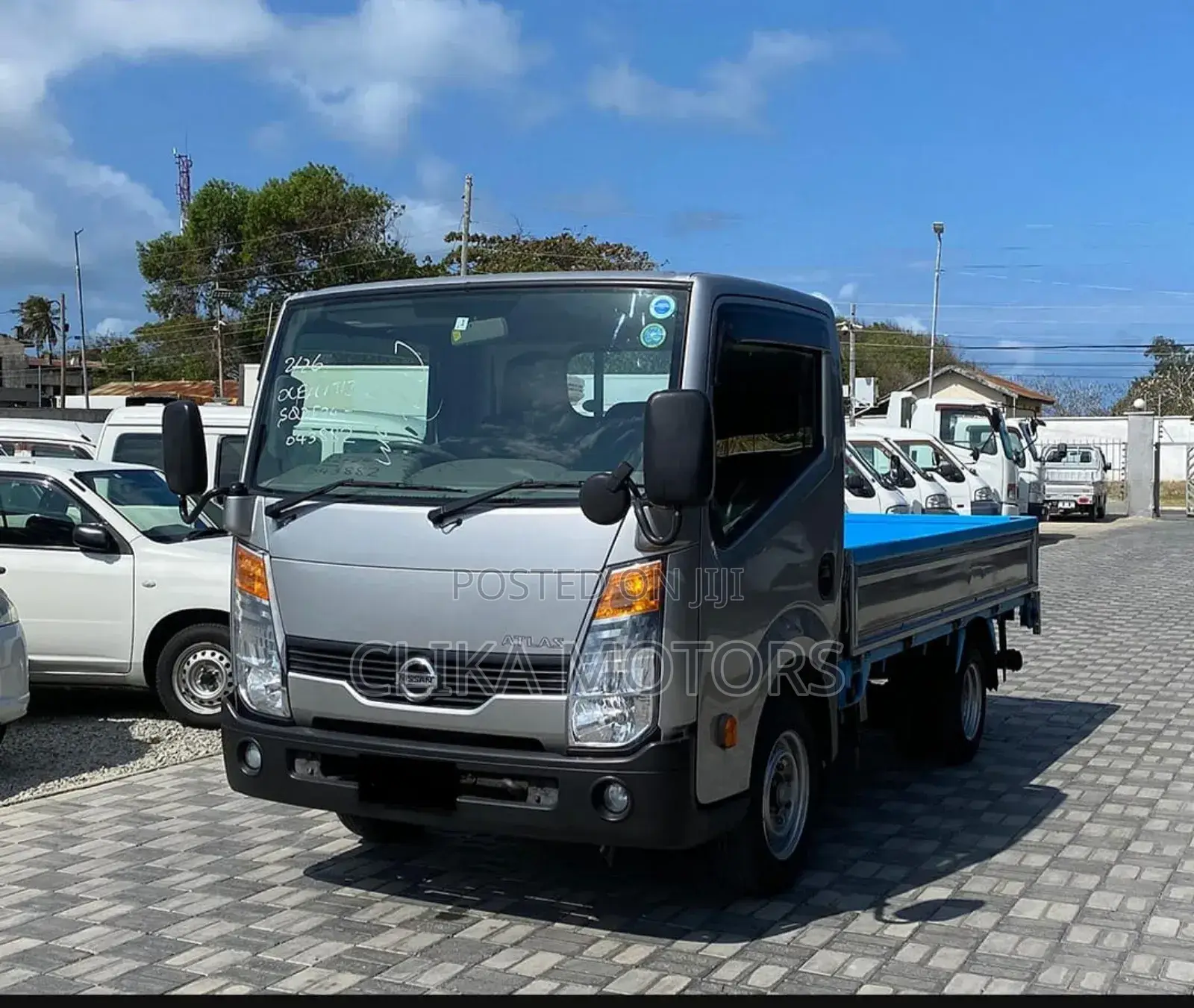 Nissan Atlas