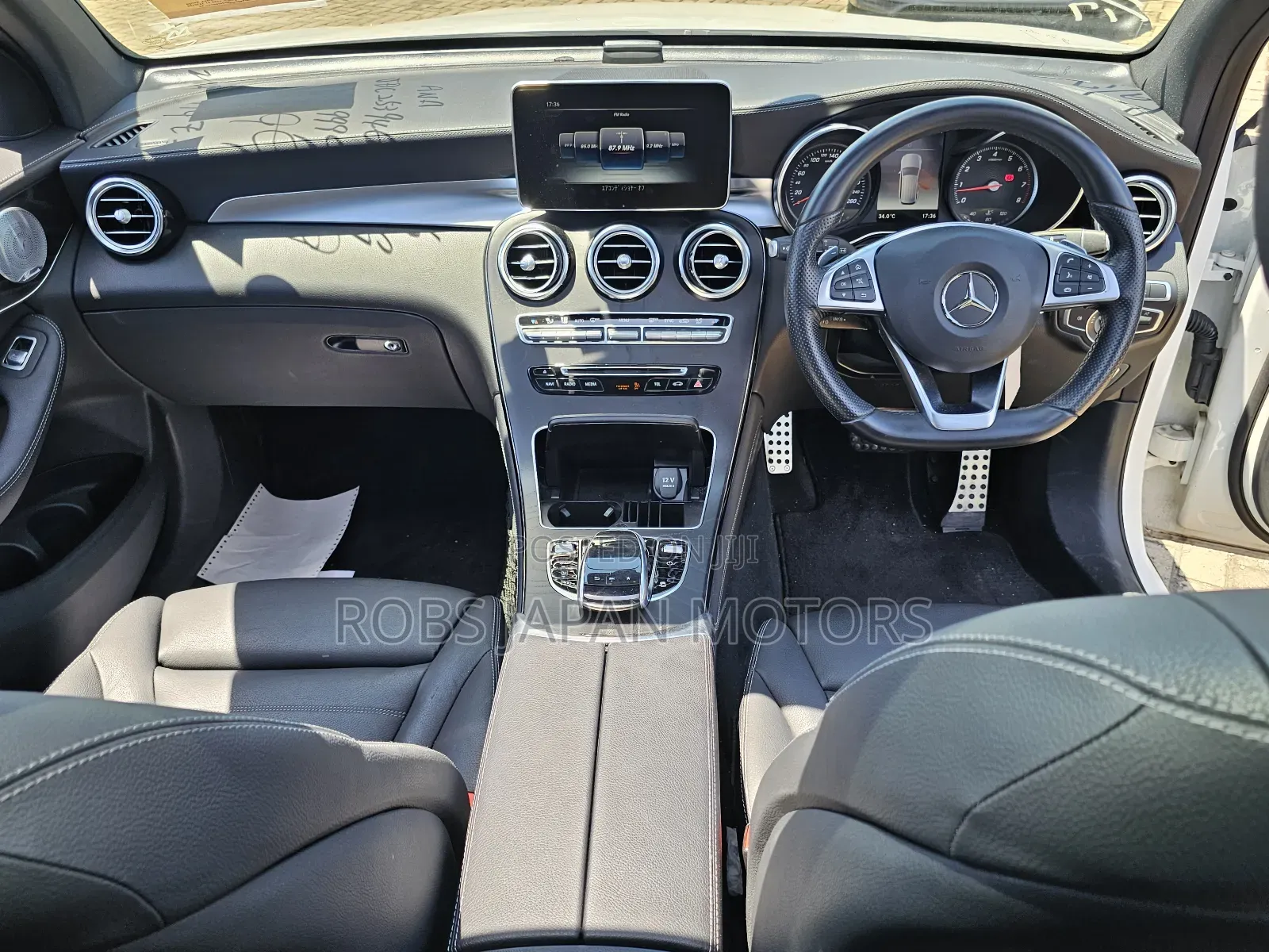 Mercedes-Benz GLC-Class 2018 Pearl