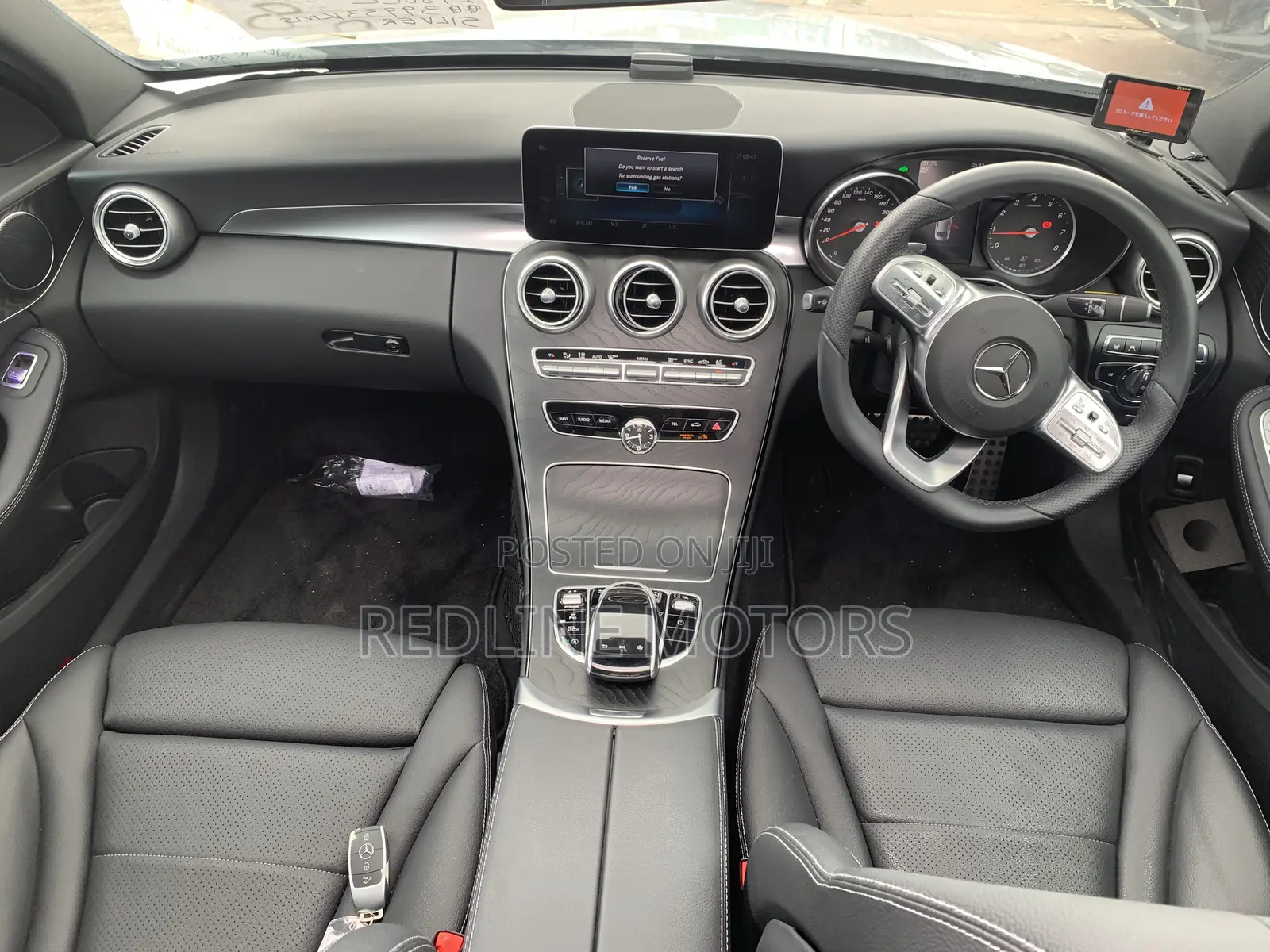 Mercedes-Benz C180 2018 Silver