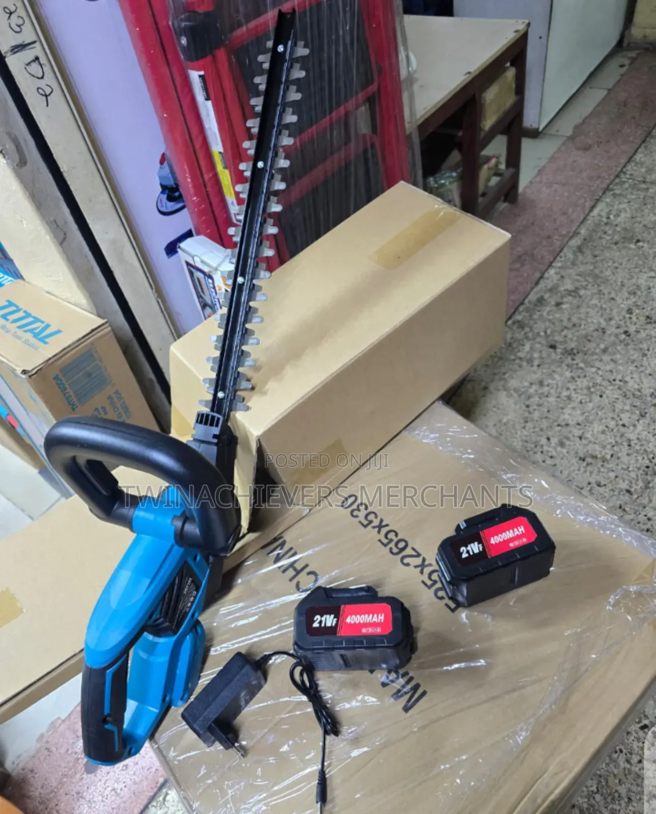 Quality Cordless Hedge Trimmer