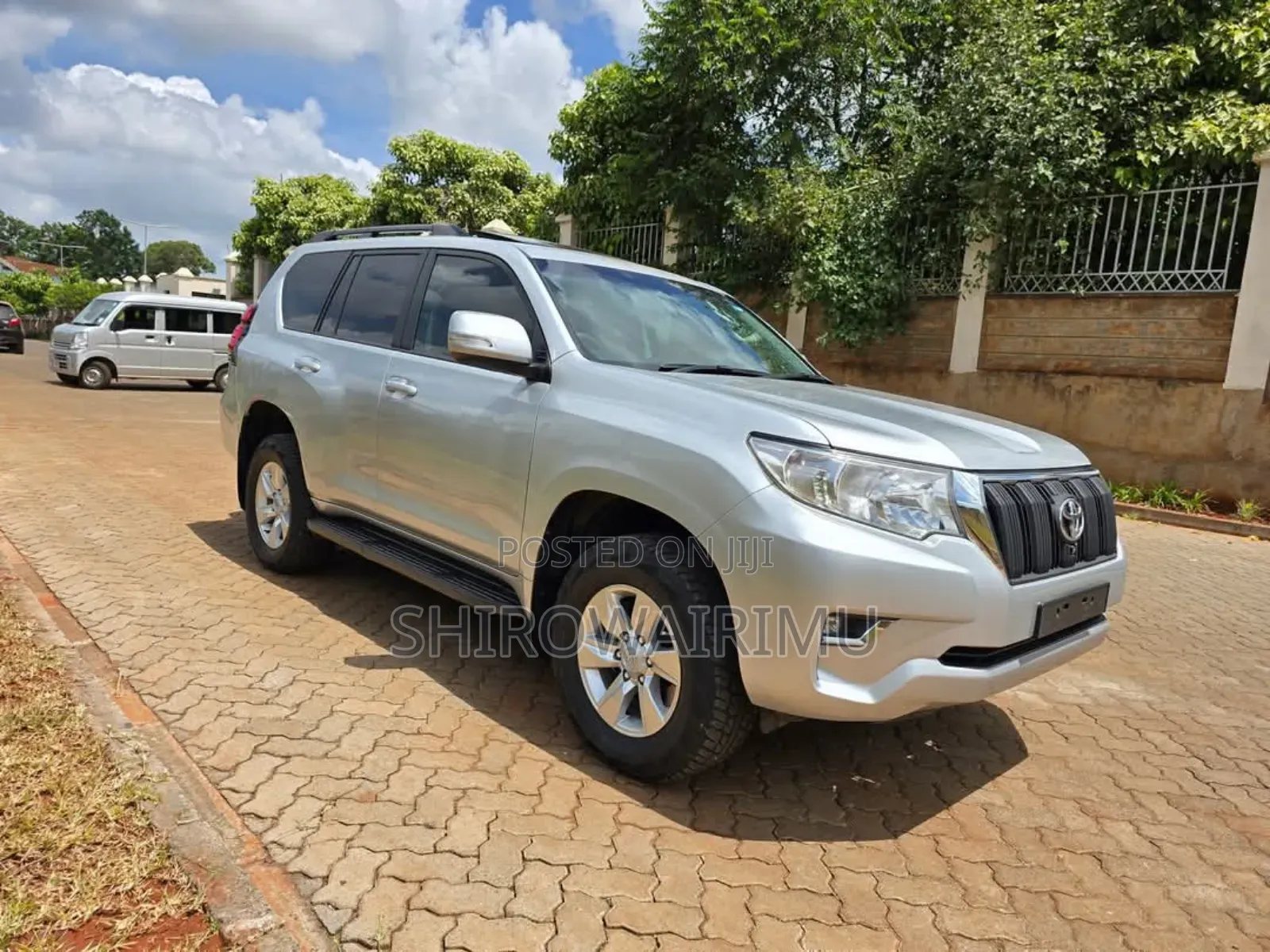 Toyota Land Cruiser 2018 Silver