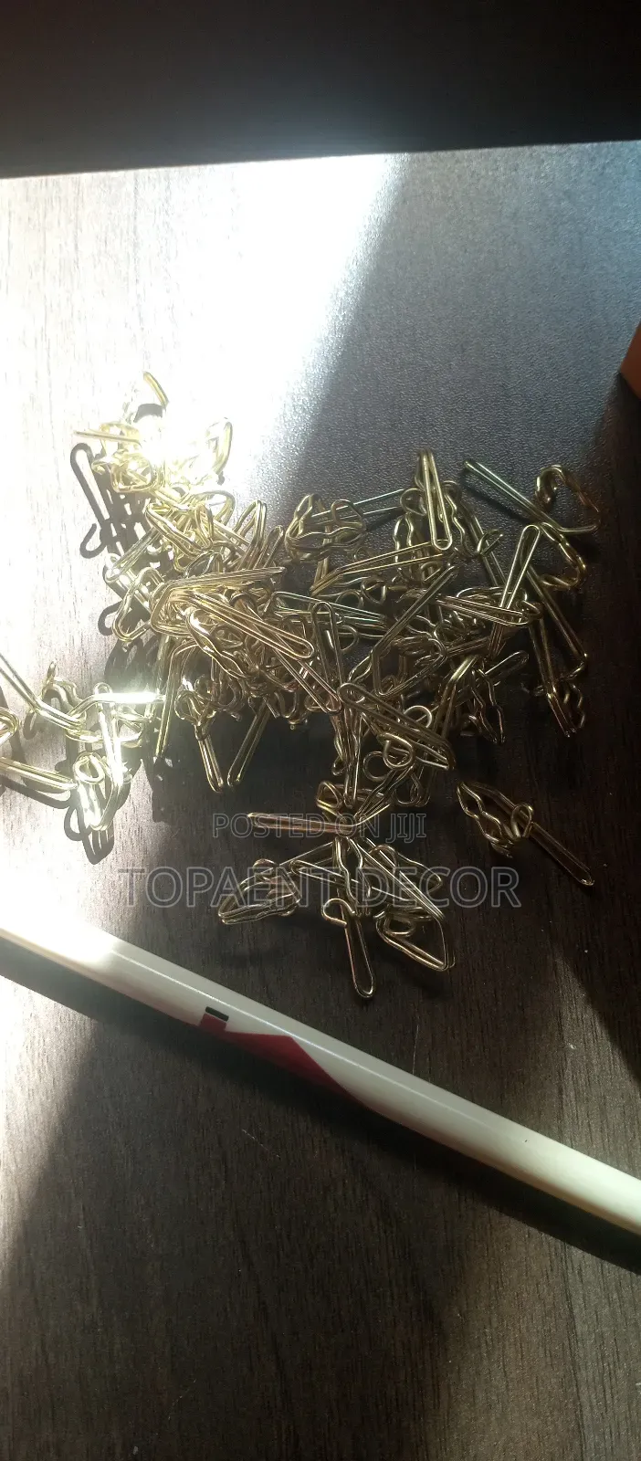 Golden Classy Curtain Hooks