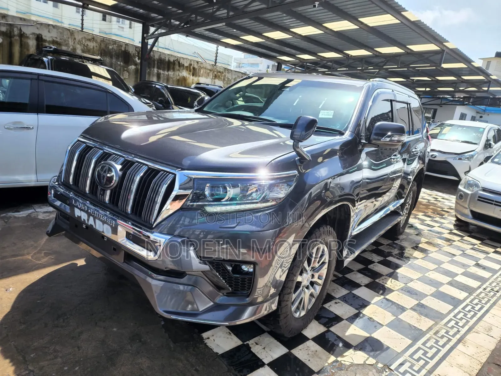 Toyota Land Cruiser Prado 2019 Gray