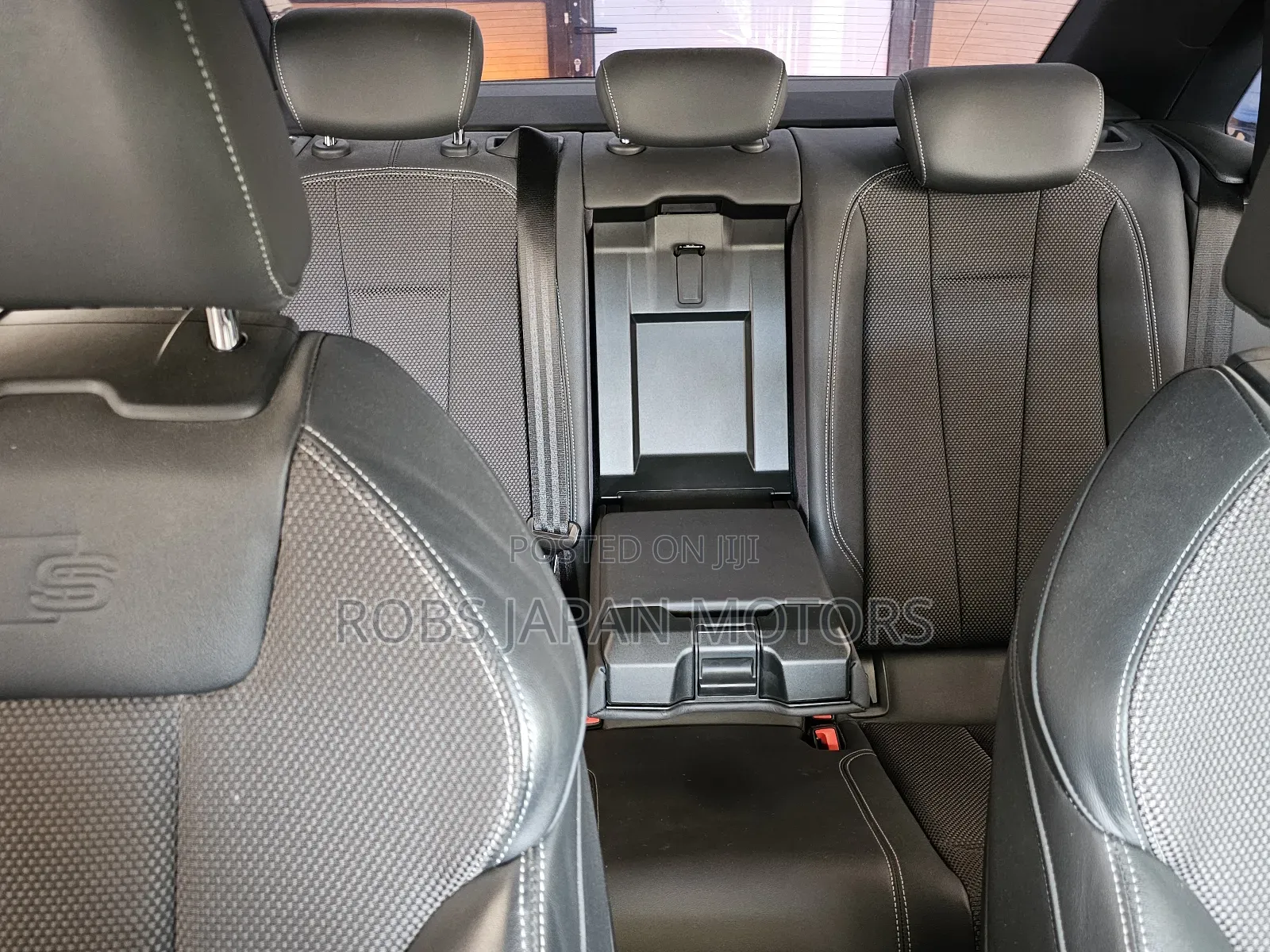 Audi A4 2.0T ultra Premium FWD 2017 Pearl