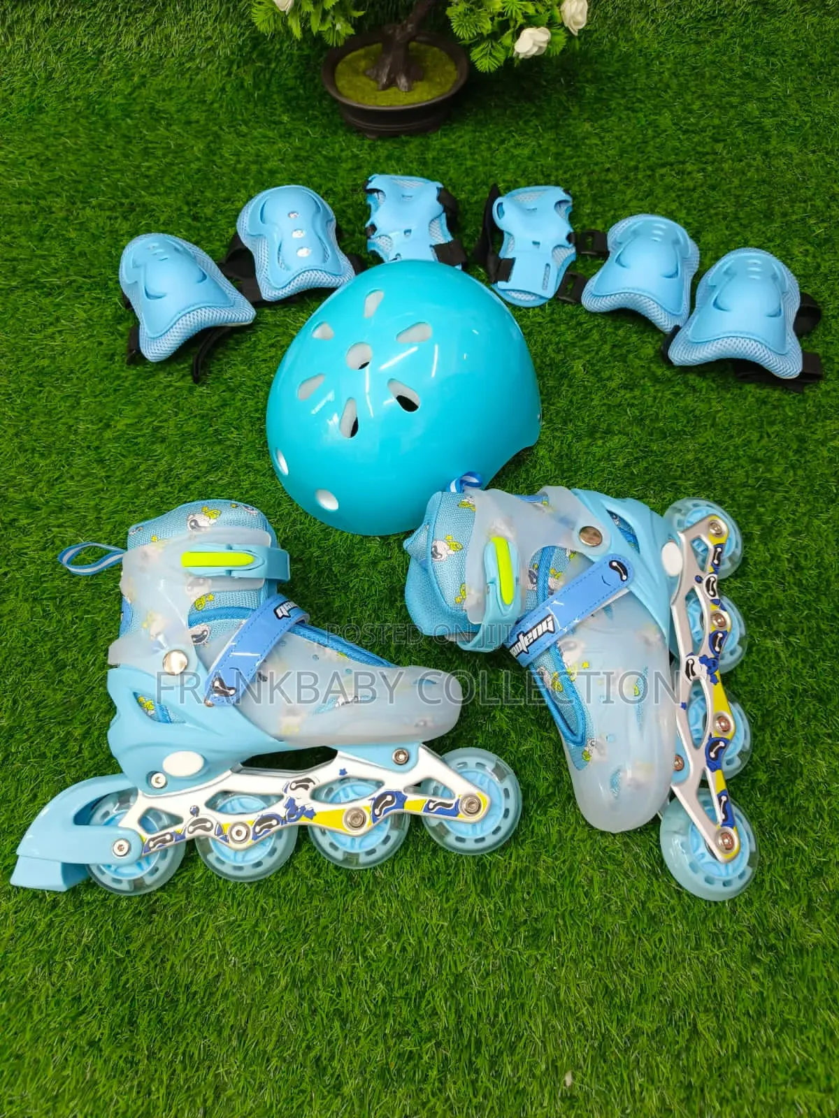 Unisex Blue Roller Skates Shoes - Skate Shoes