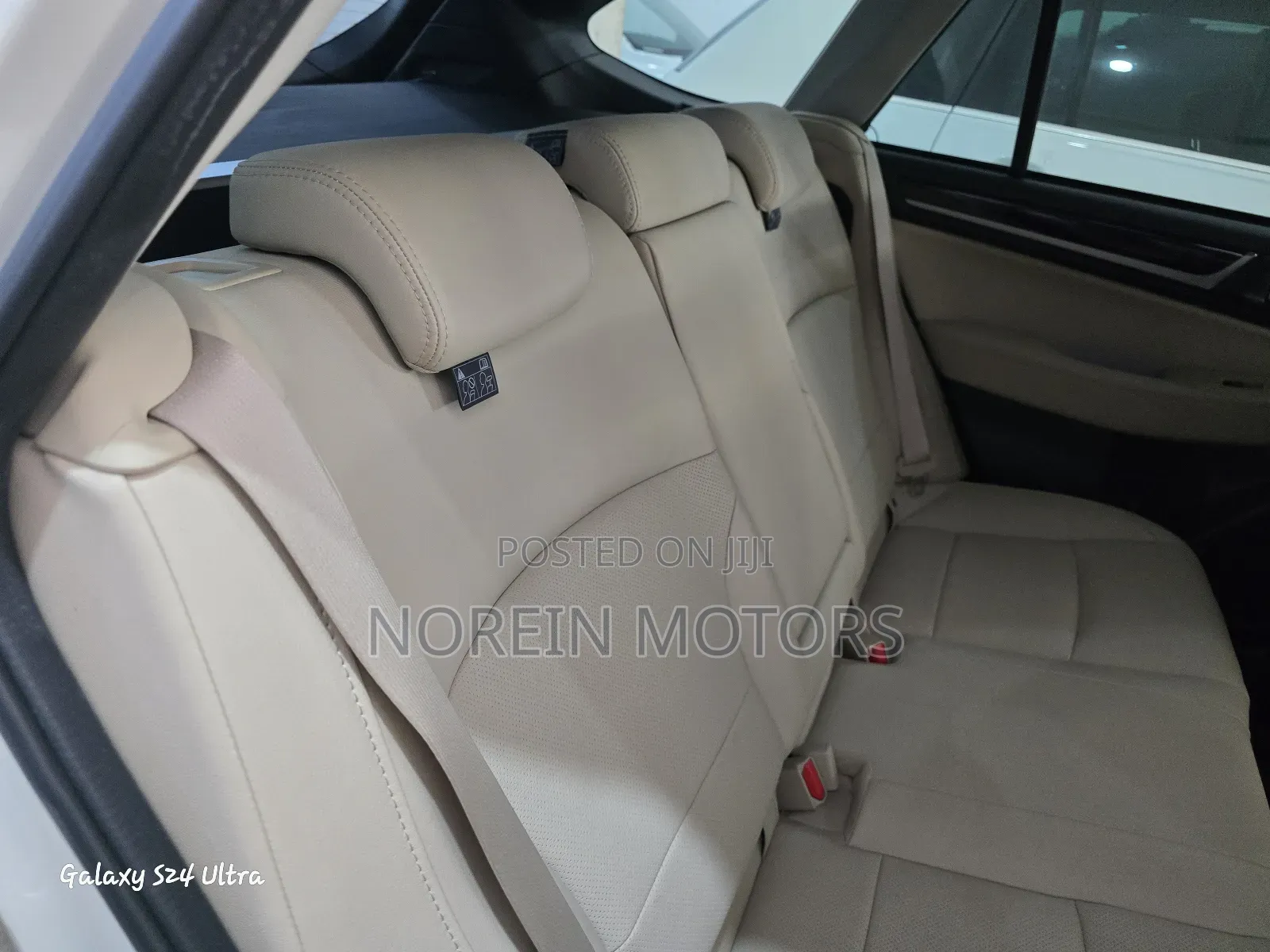 Subaru Outback 2018 Off white