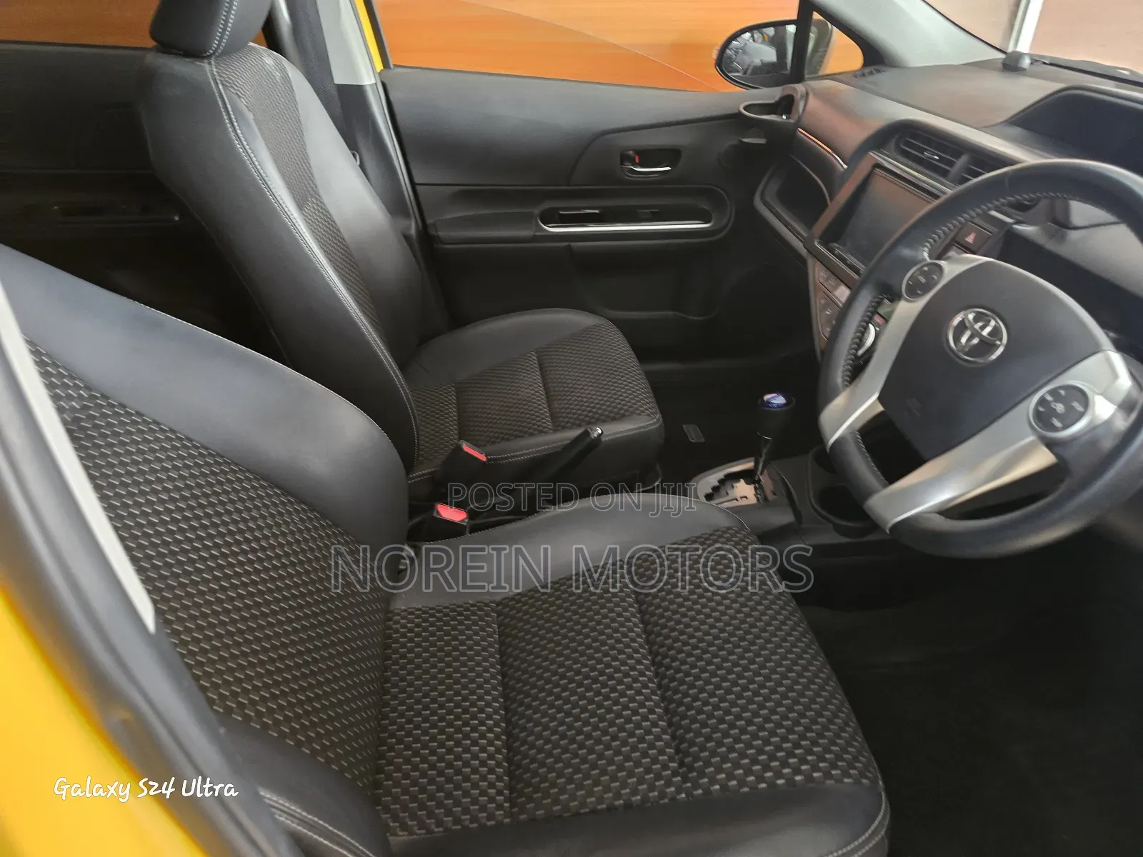 Toyota Aqua 2018 Yellow