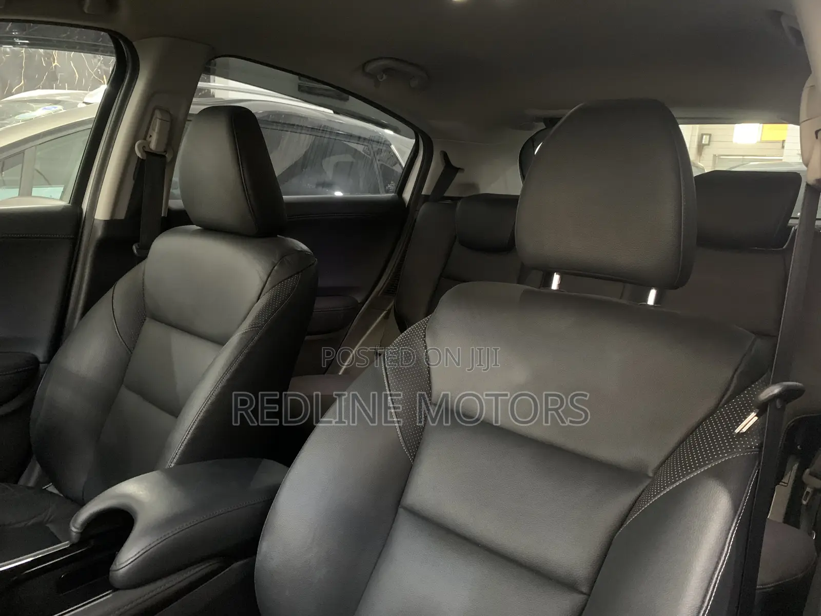Honda Vezel 1.5 Hybrid 2WD 2017 Pearl