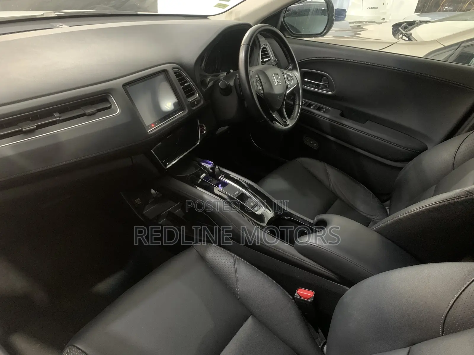 Honda Vezel 1.5 Hybrid 2WD 2017 Pearl