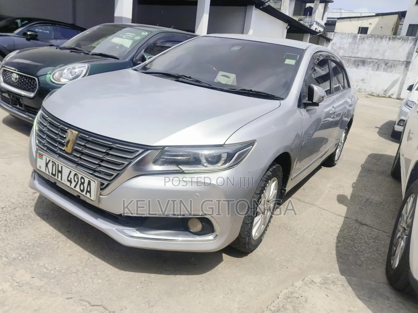Toyota Premio 2016 Silver