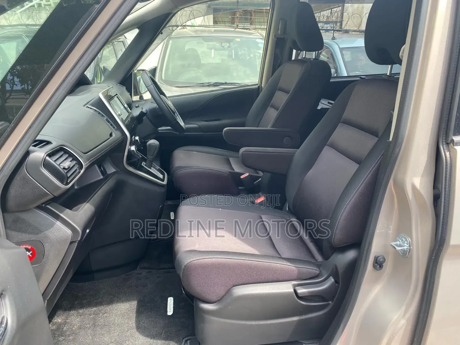 Nissan Serena 2018 Brown