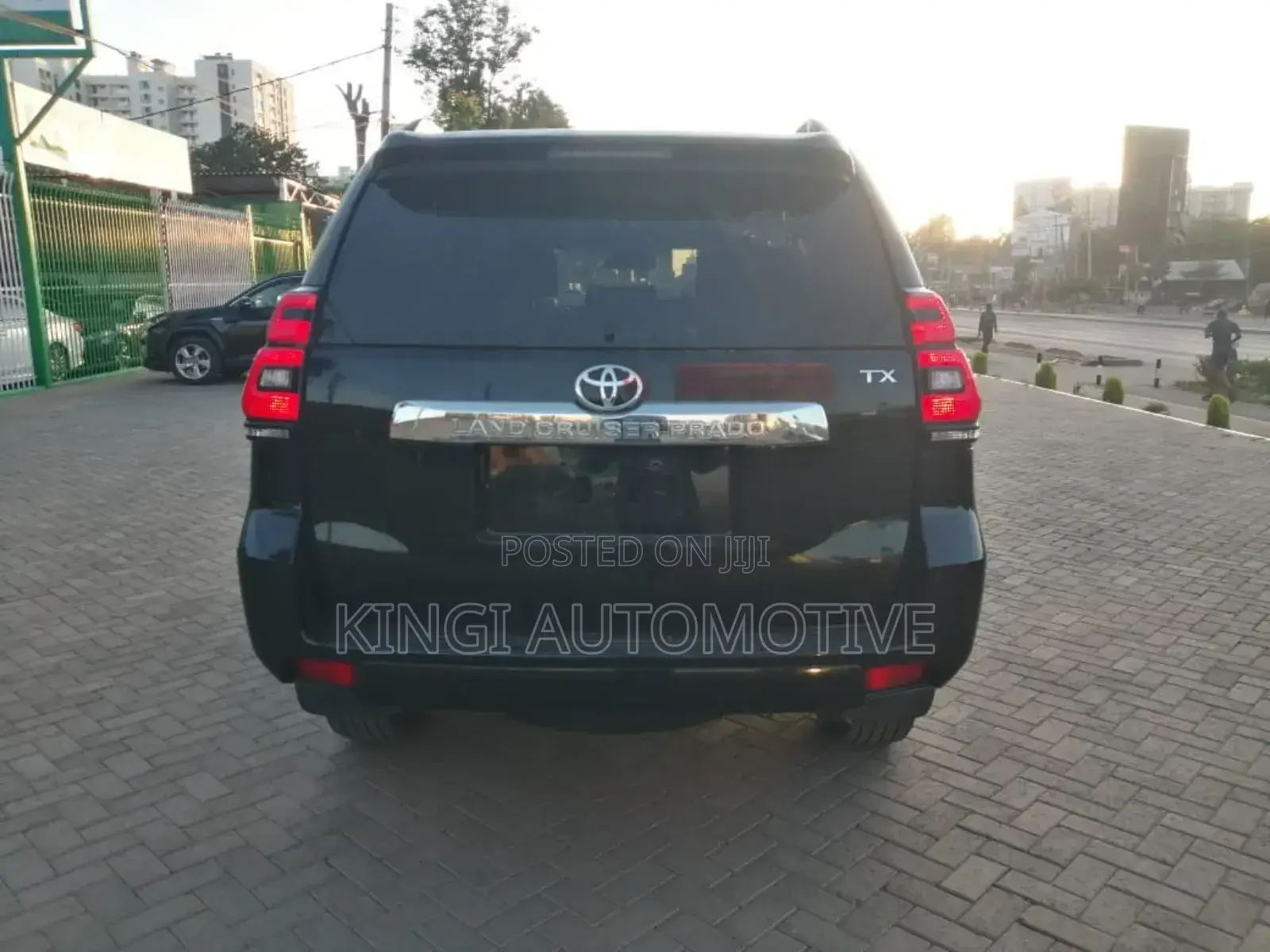 Toyota Land Cruiser Prado 2.8 2018 Black