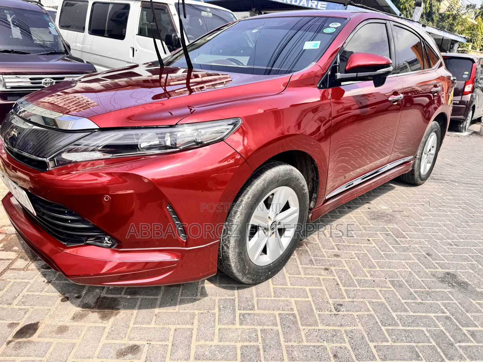 Toyota Harrier 2.0 2016