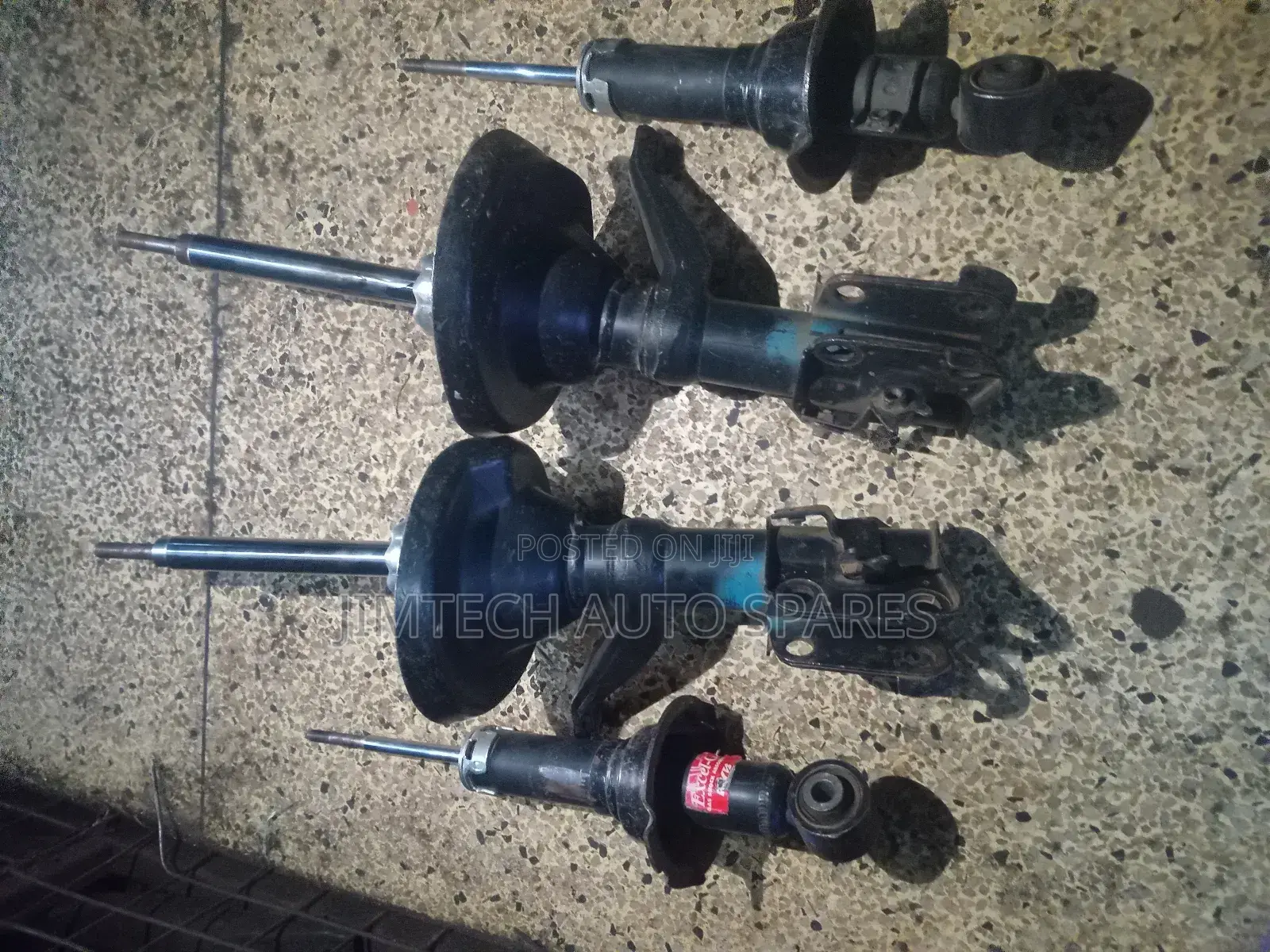Honda CRV RD7 Shocks