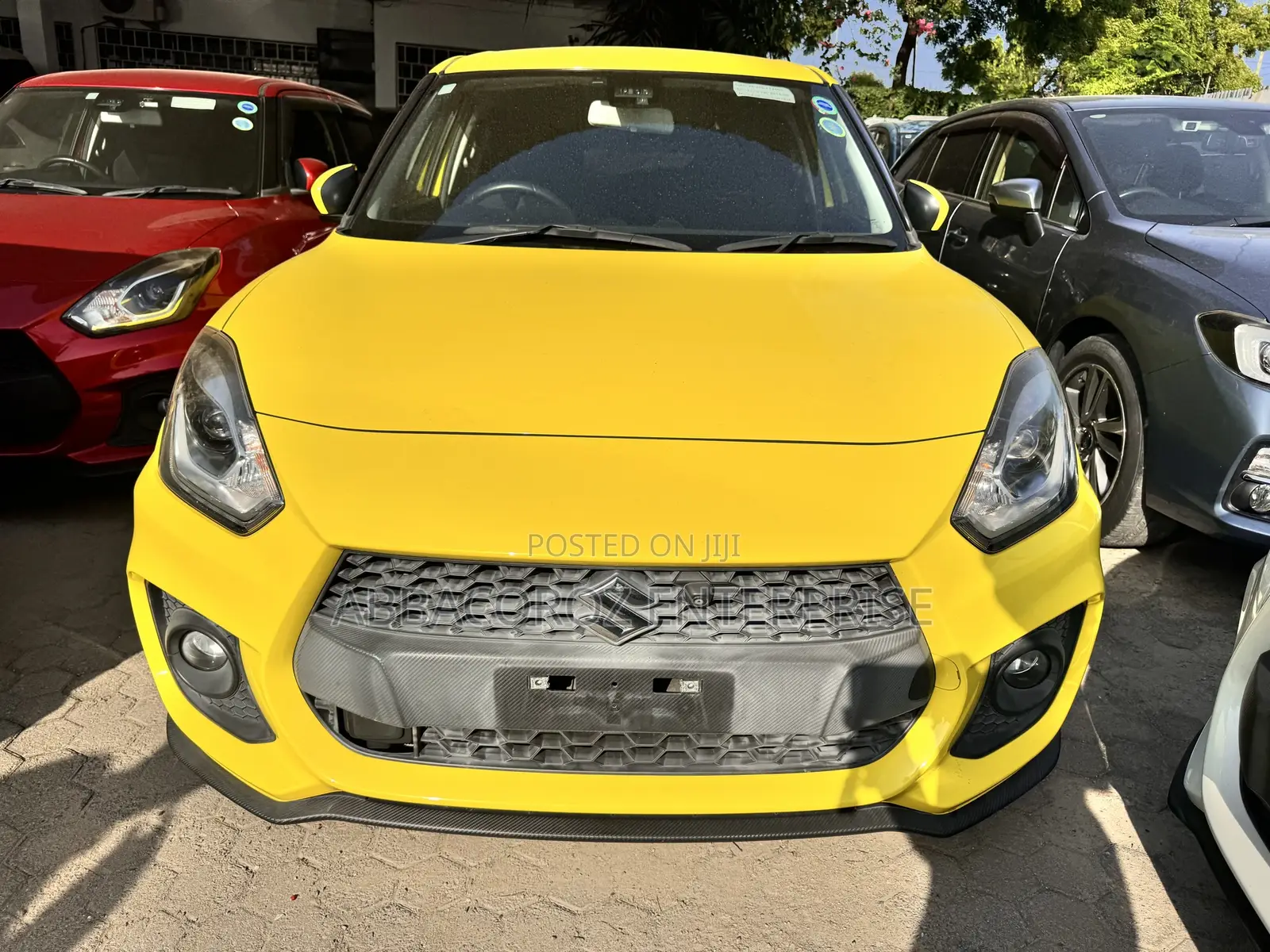 Suzuki Swift 2018 Yellow