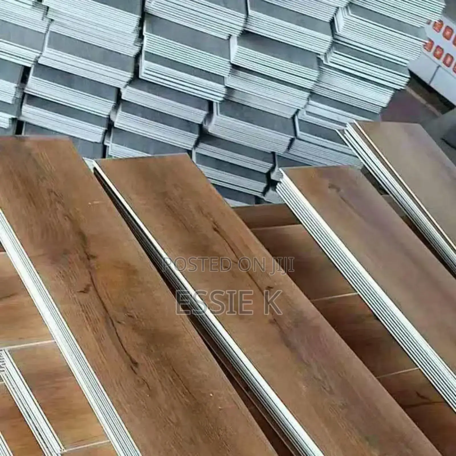 Warm Pleasant SPC Tile Flooring