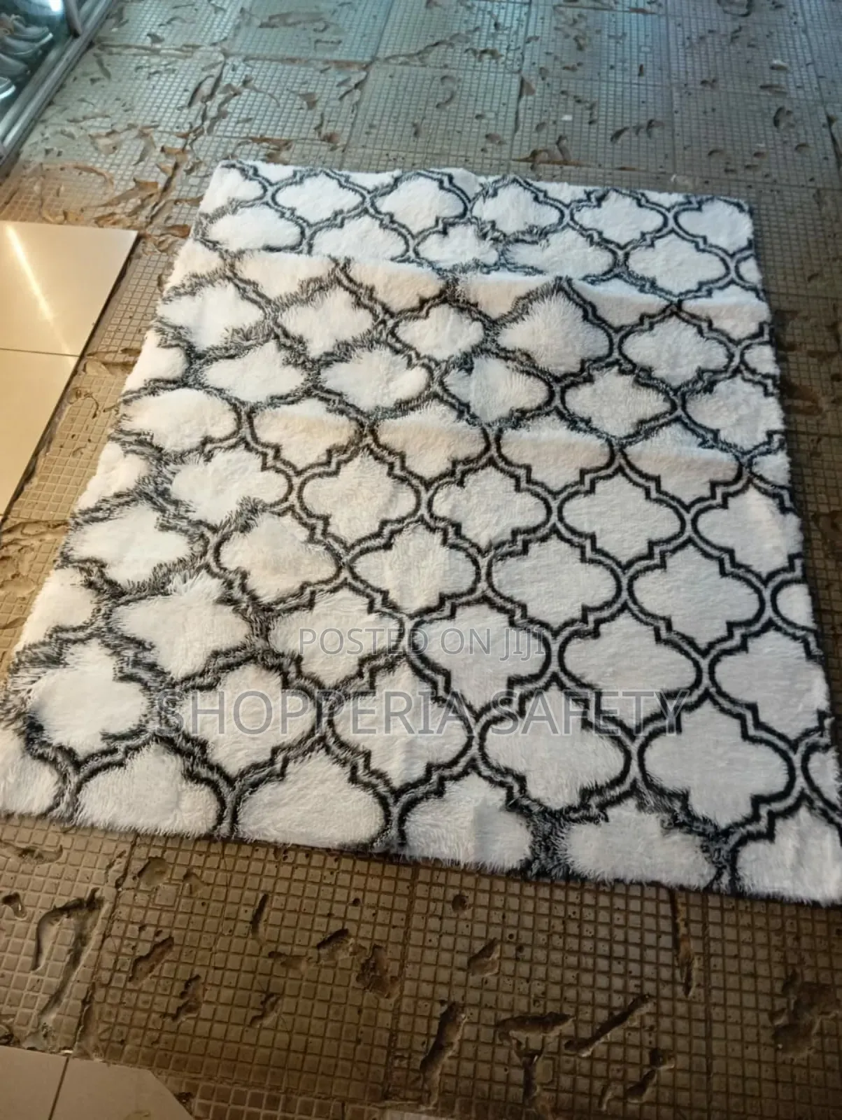 Fluffy Patched Carpets 5*8