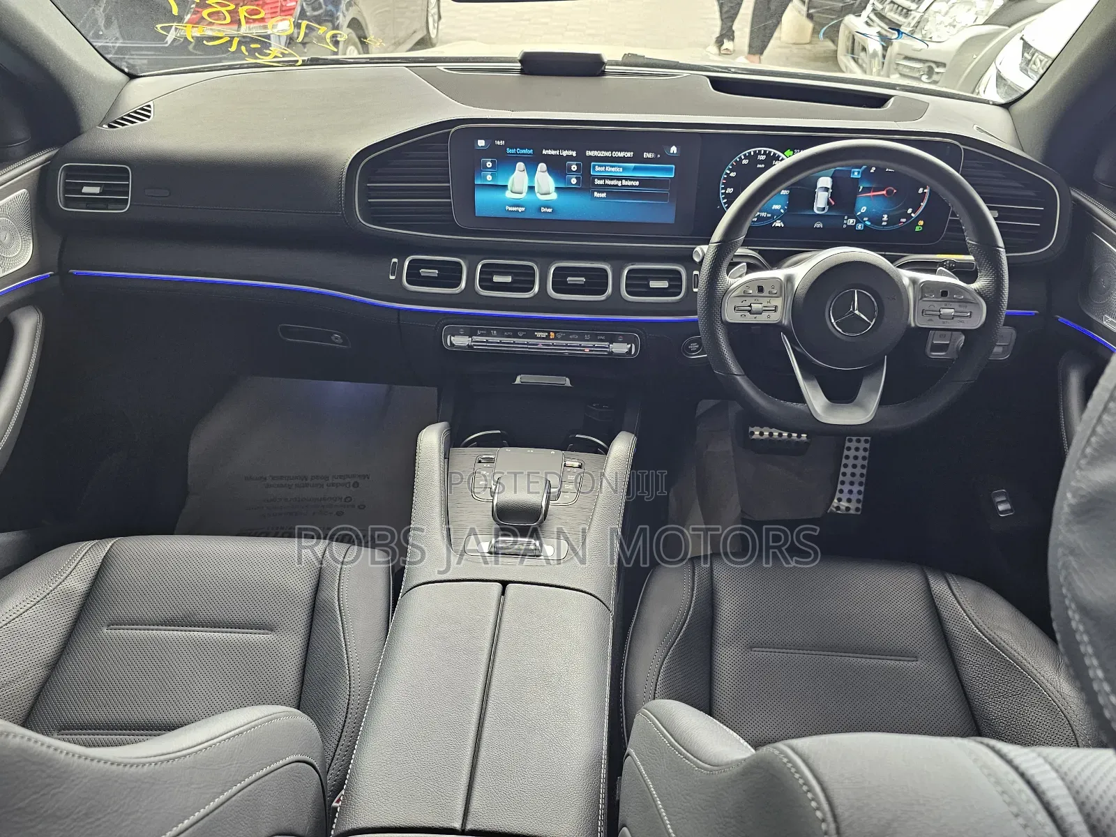 Mercedes-Benz GLE-Class GLE 400d 4MATIC 2021 Pearl
