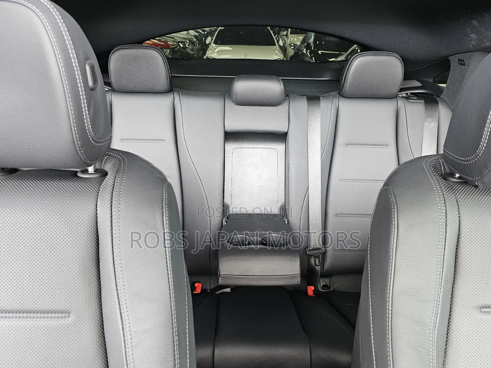 Mercedes-Benz GLE-Class GLE 400d 4MATIC 2021 Pearl