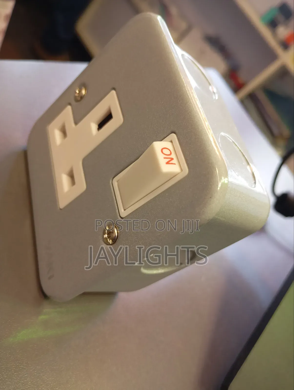 Metallic Industrial Wall Mounted 13amp 1 Gang Switch Socket