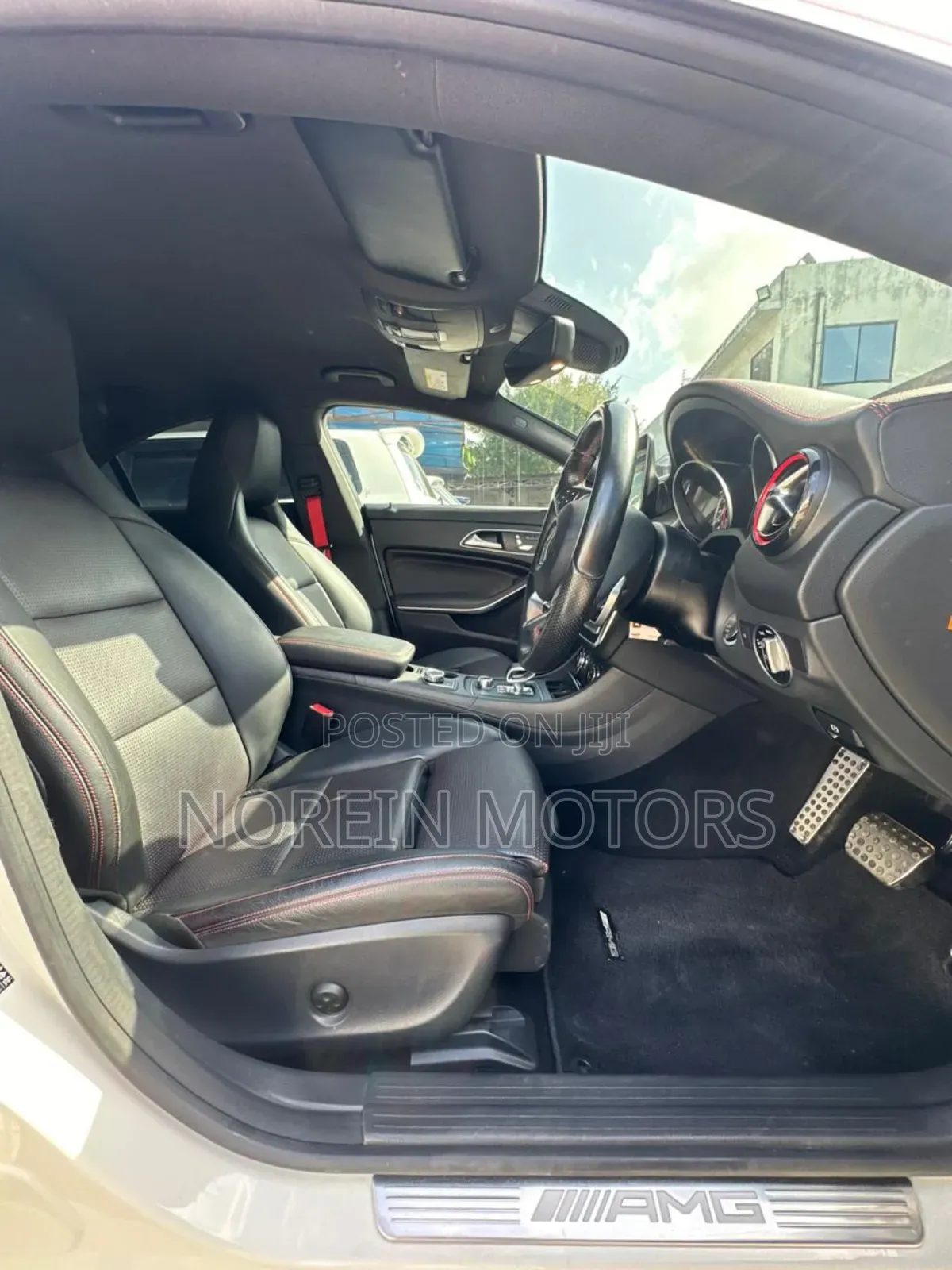 Mercedes-Benz C-Class 2017 Off white