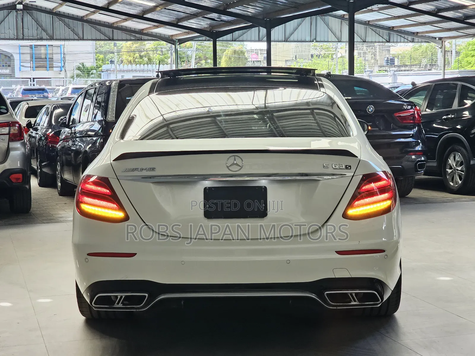 Mercedes-Benz E63 2017 Off white