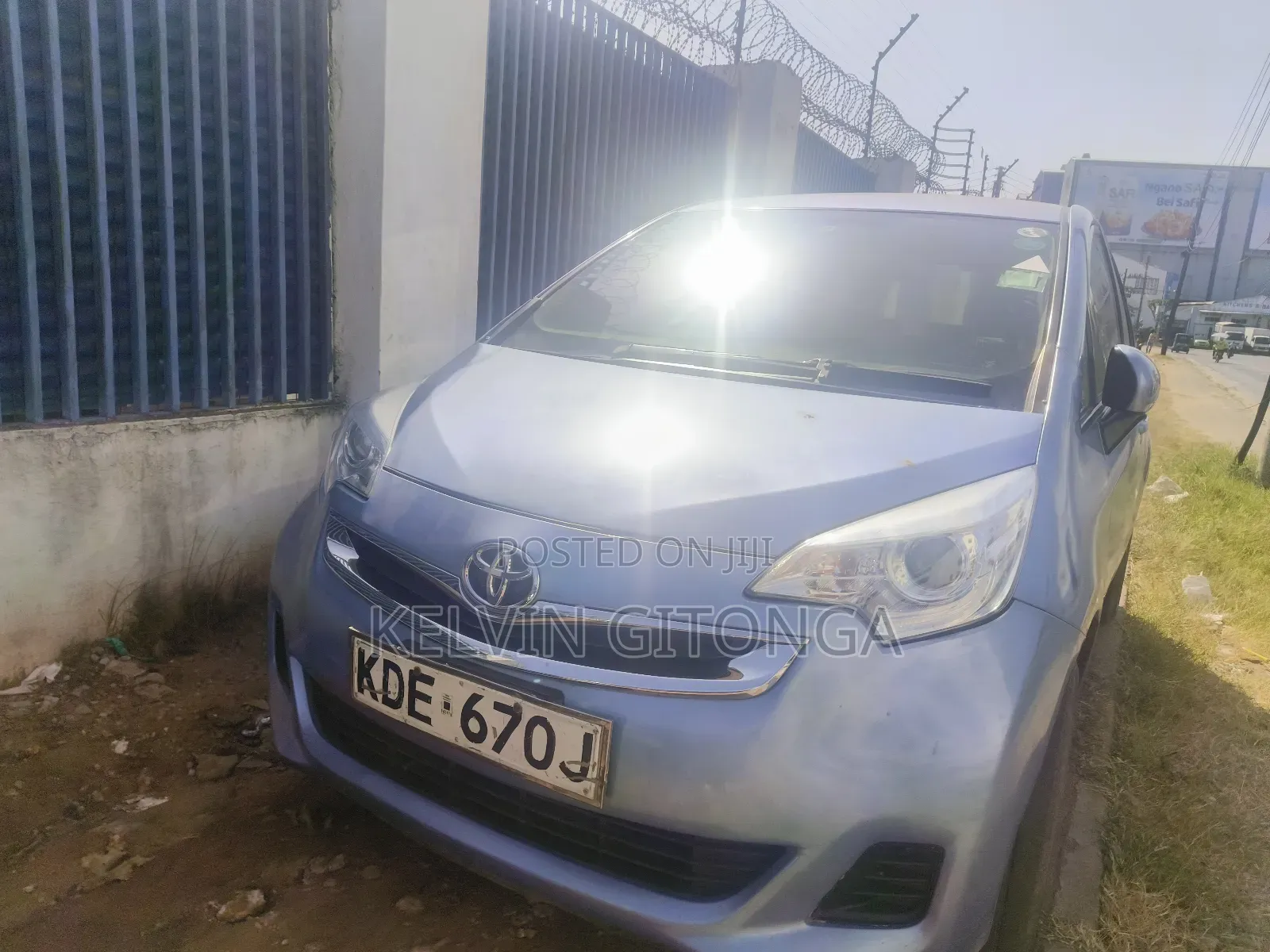 Toyota Ractis 2016 Blue