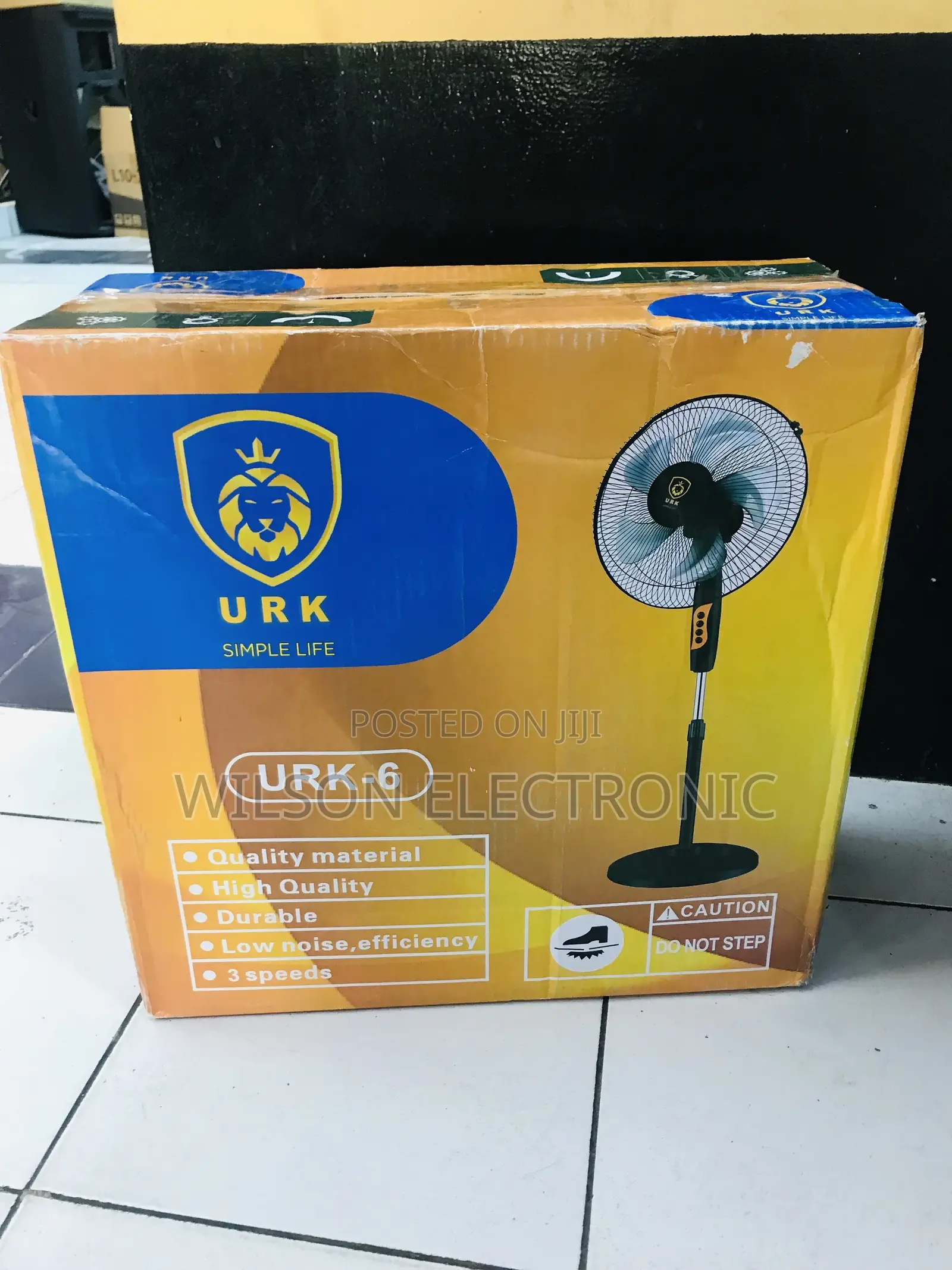 Electric Stand Fan With 3 Speed.