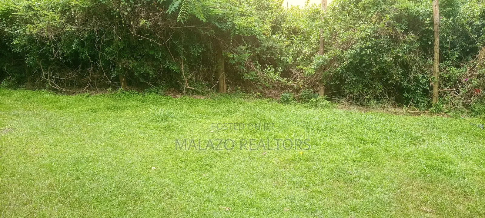3bdrm Maisonette in Scenic Apartments, Hurlingham for sale
