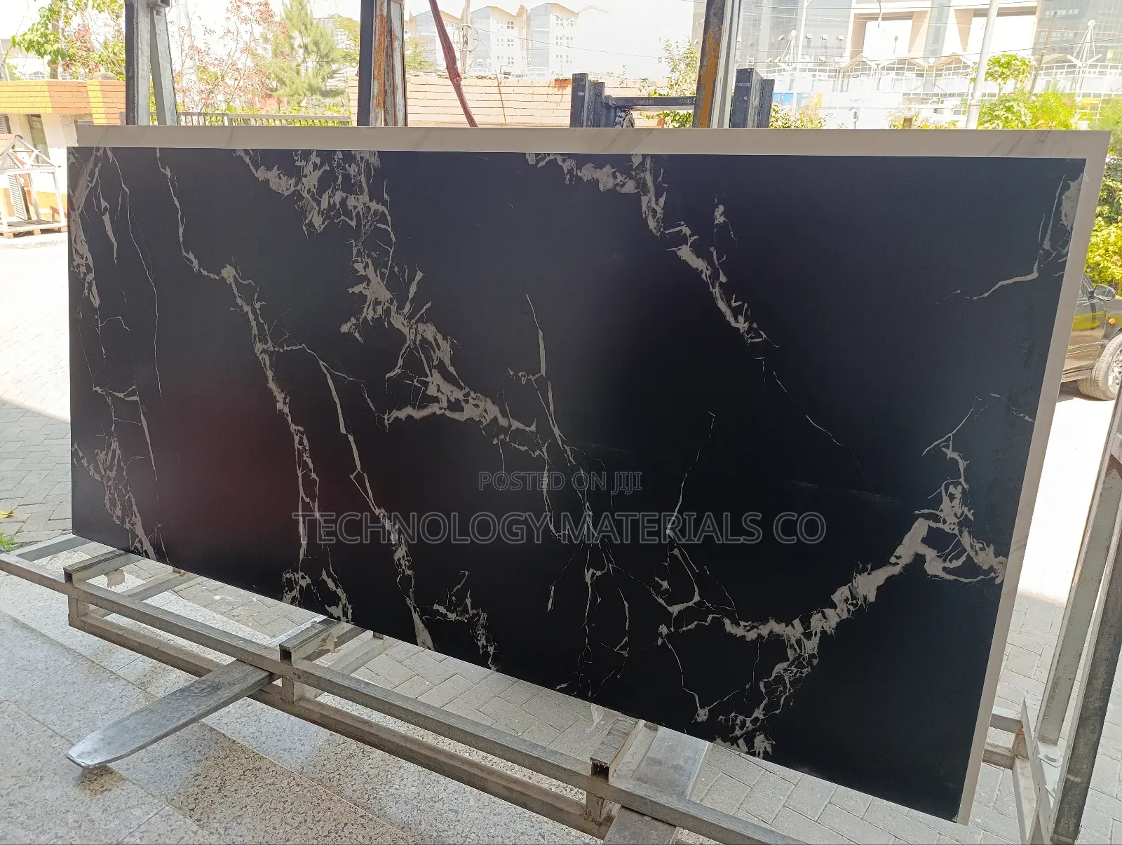Nero Marquina Sintered Stone (98 * 47 Inches * 20mm)