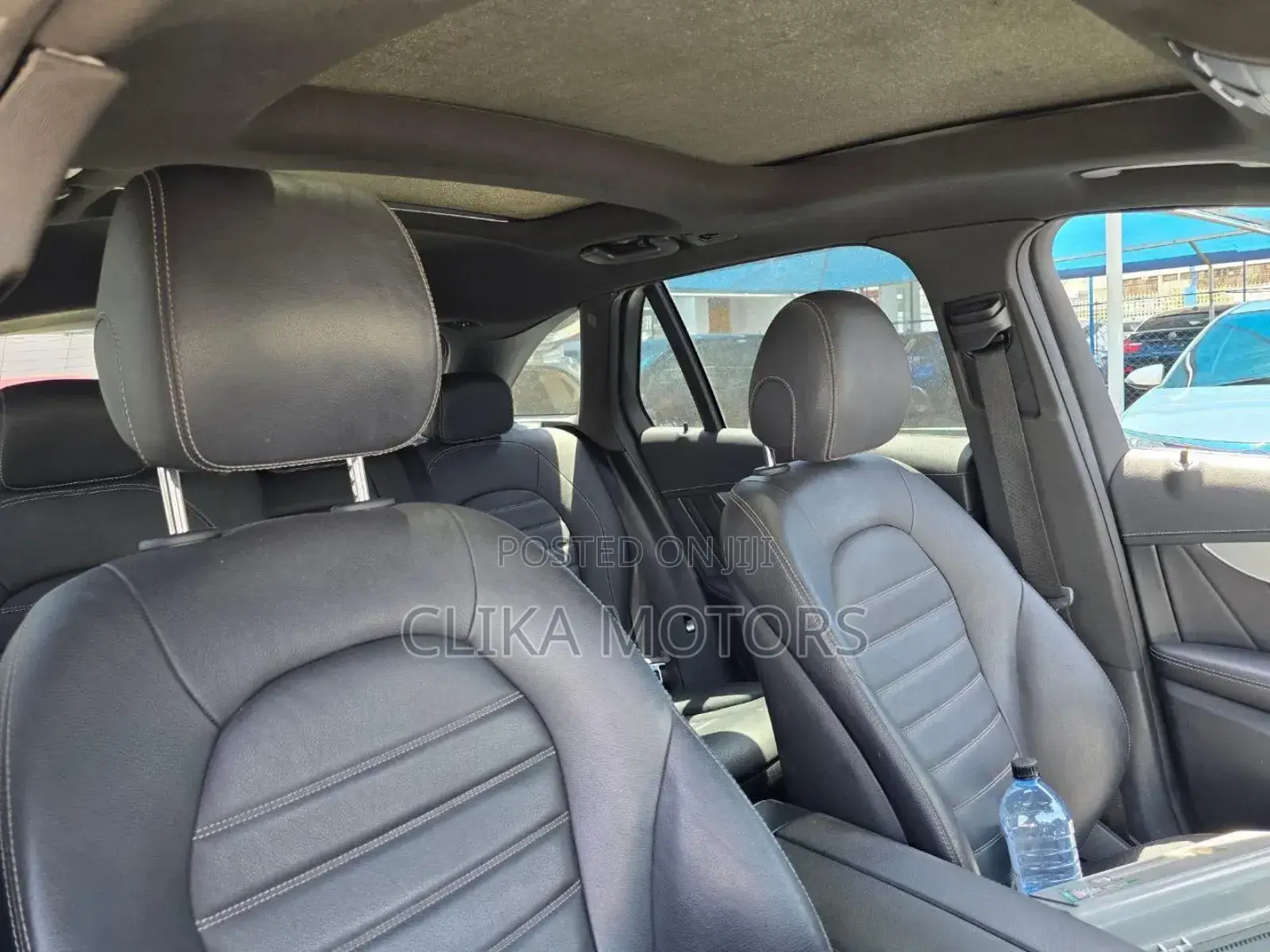 Mercedes-Benz 220 2017 Brown