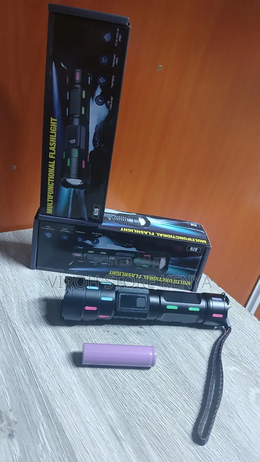Multifunctional Flashlight 626 Digital Zooming Spotlight