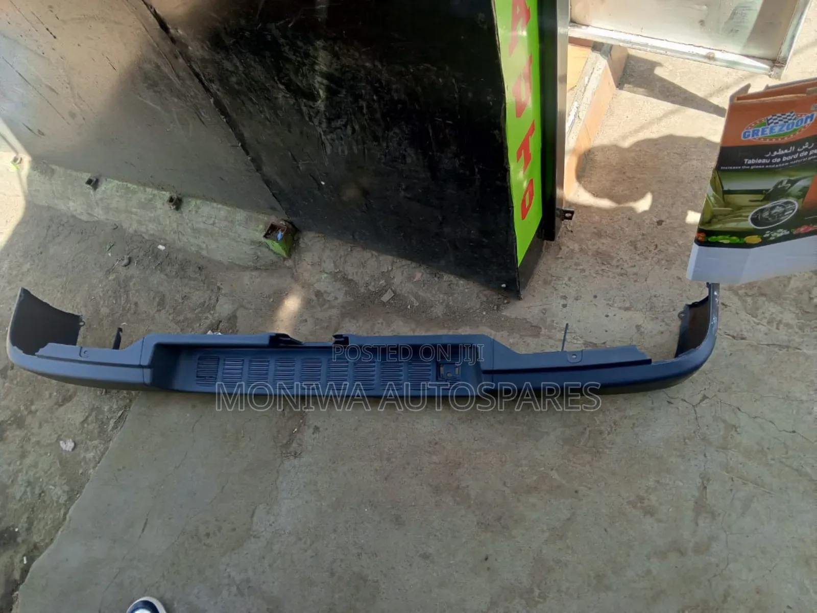 Rear Bumper Toyota Hiace 7l