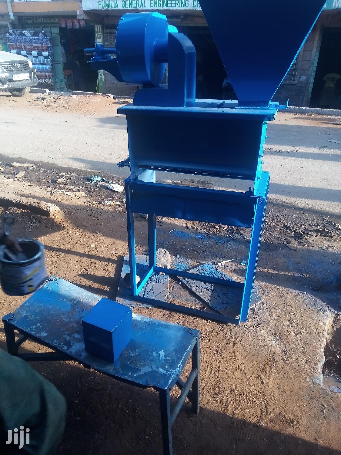 Huller Machine