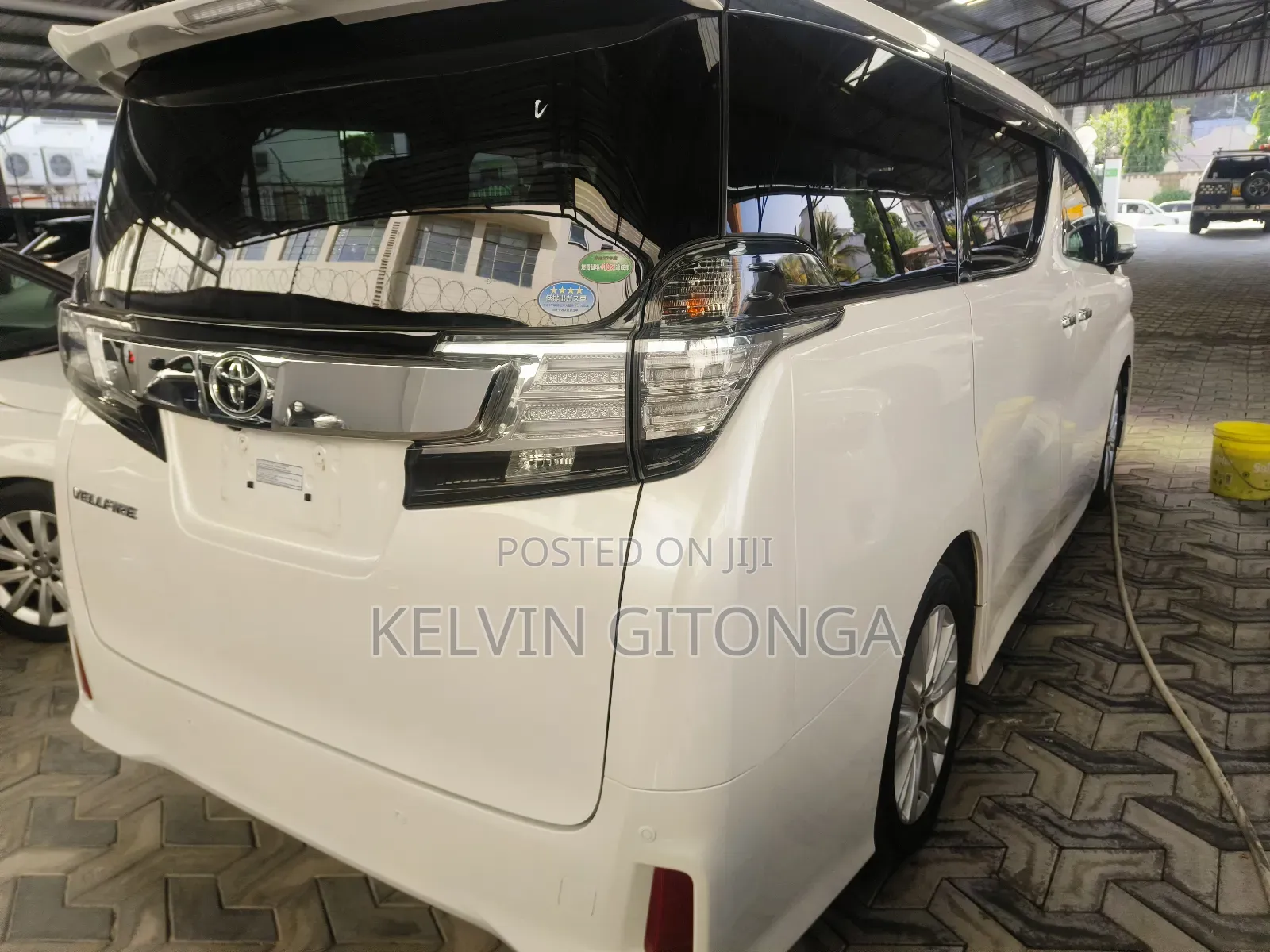 Toyota Vellfire 2018 White