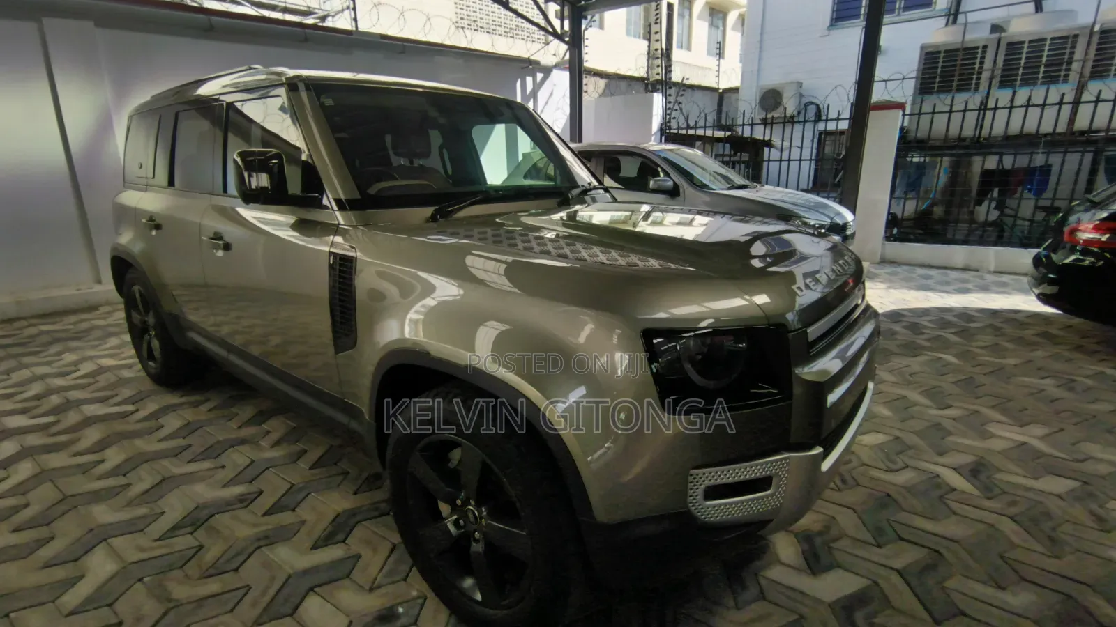 Land Rover Defender 2019 Green