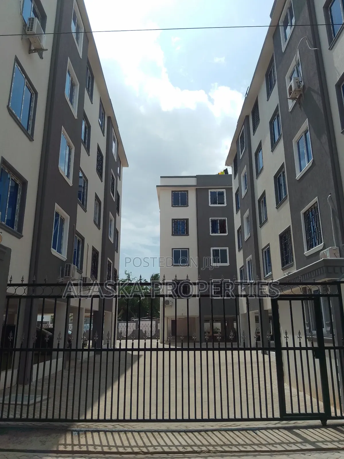 3bdrm Apartment in Nyali Estate for sale