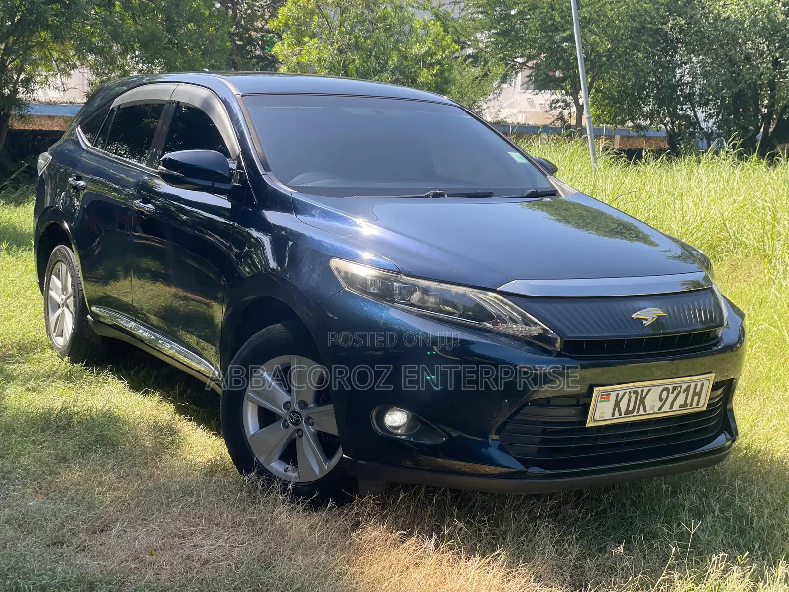 Toyota Harrier 2.0 4WD 2016