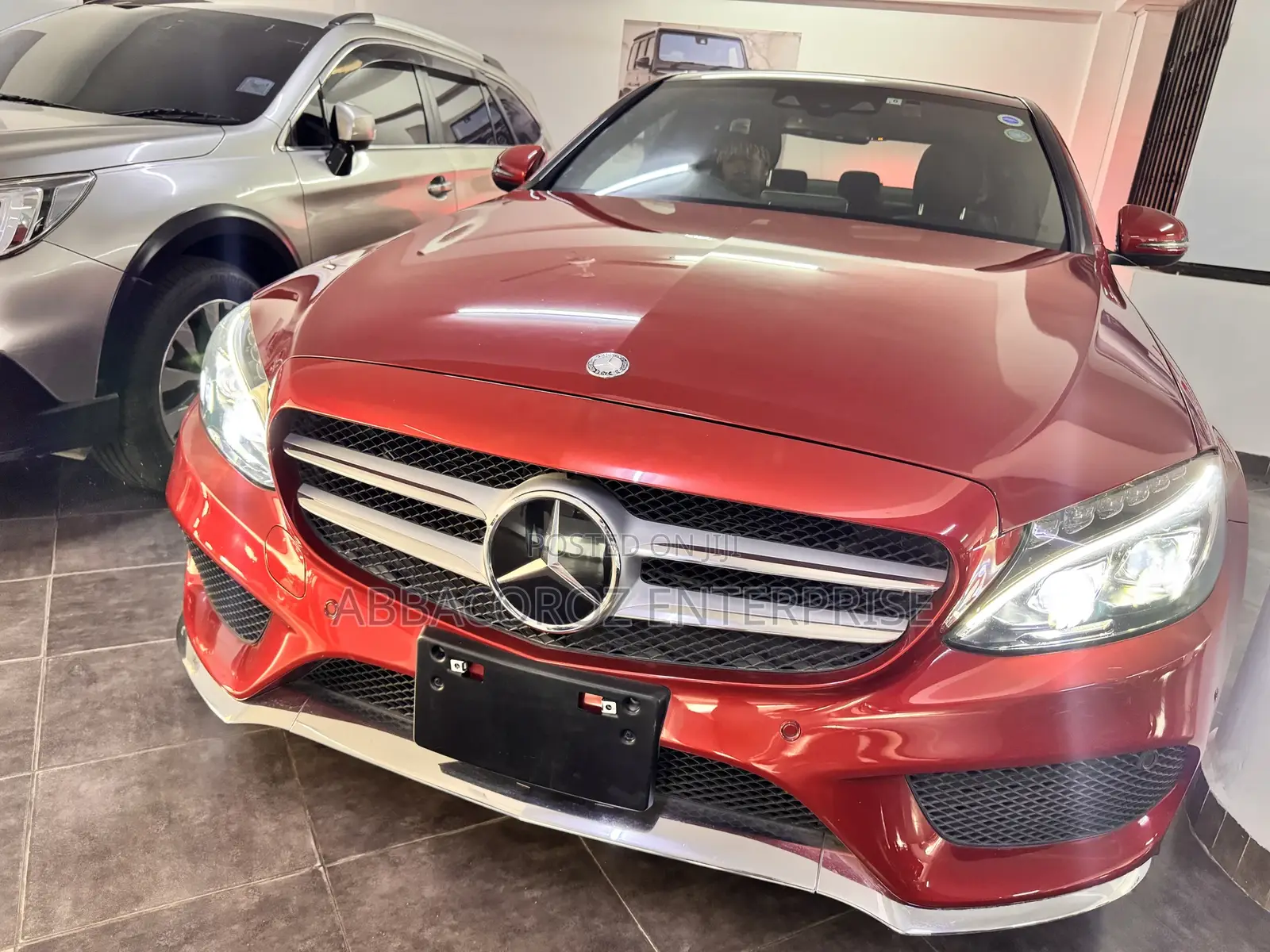 Mercedes-Benz C200 2018 Burgundy